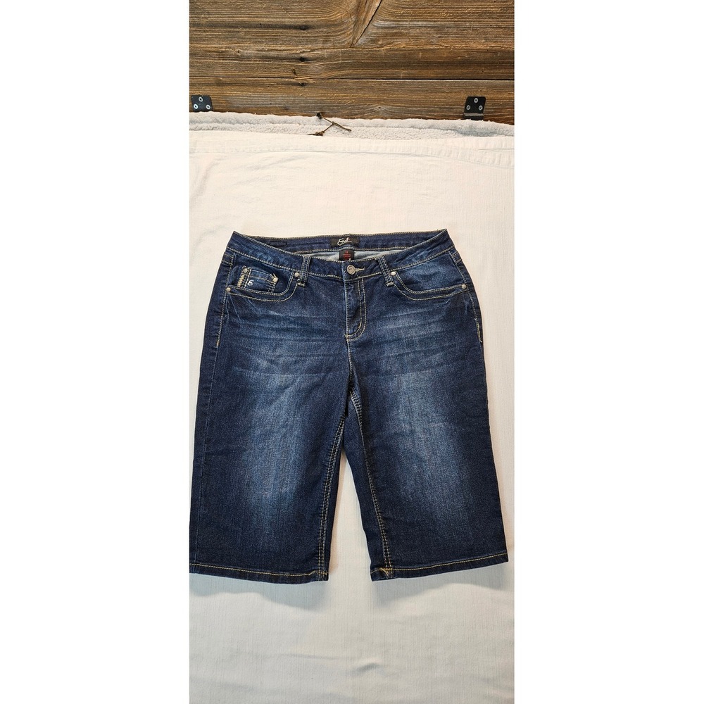 Earl Jean Women Dark Wash Bermuda Denim Shorts Size 12 Embroidered Pockets